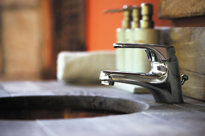 A2B Plumbers are able to fix any leaking taps you may have in Stoke Newington. 